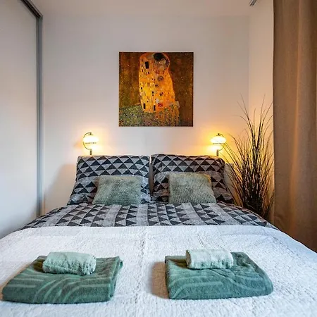 Adm Premium Center * ברטיסלאבה