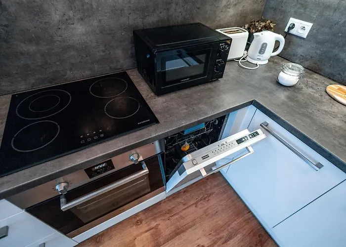 Adm Premium Center براتسيلافا